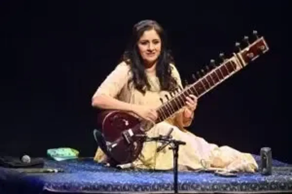 20. Classical comfort Roopa Panesar Barbican credit Asian Arts Agency. Image by Mark Allan 804