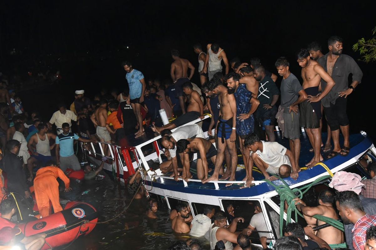 22 killed in boat capsize in India's Kerala state