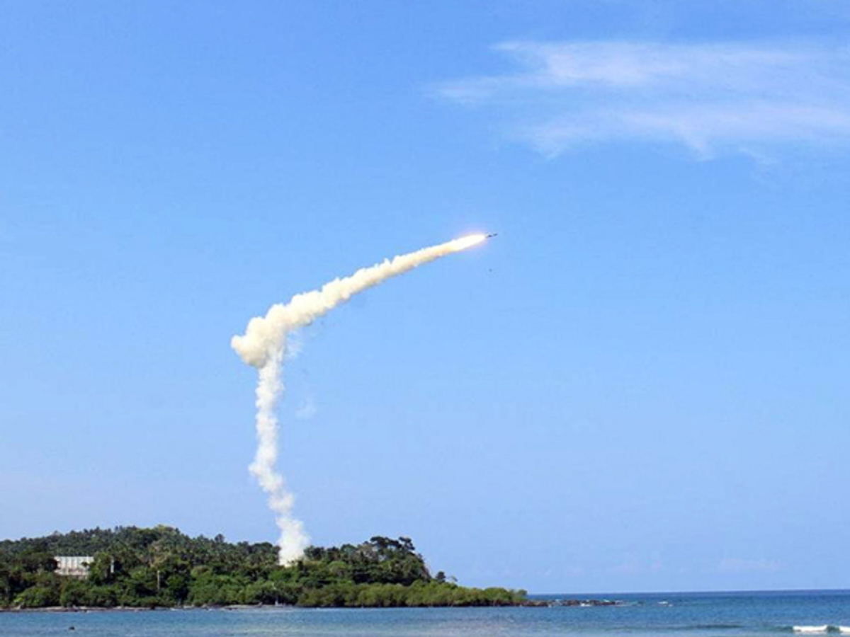 A BrahMos supersonic missile