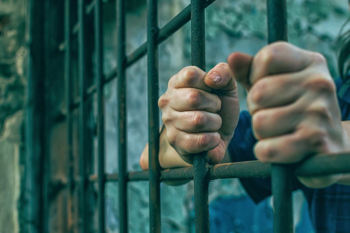 British teenager, who converted to Islam, jailed over terrorism plot