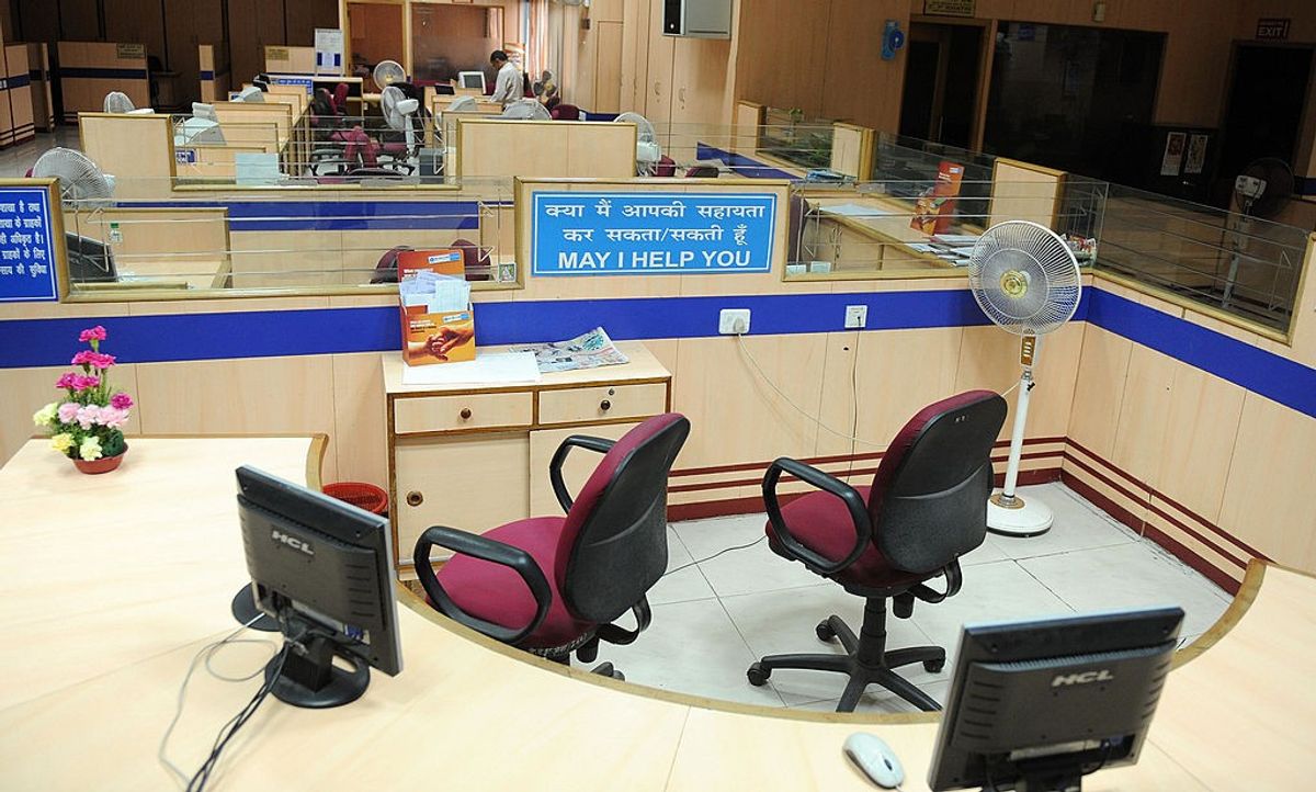 India’s largest bank stops transactions of Russian entities under sanctions