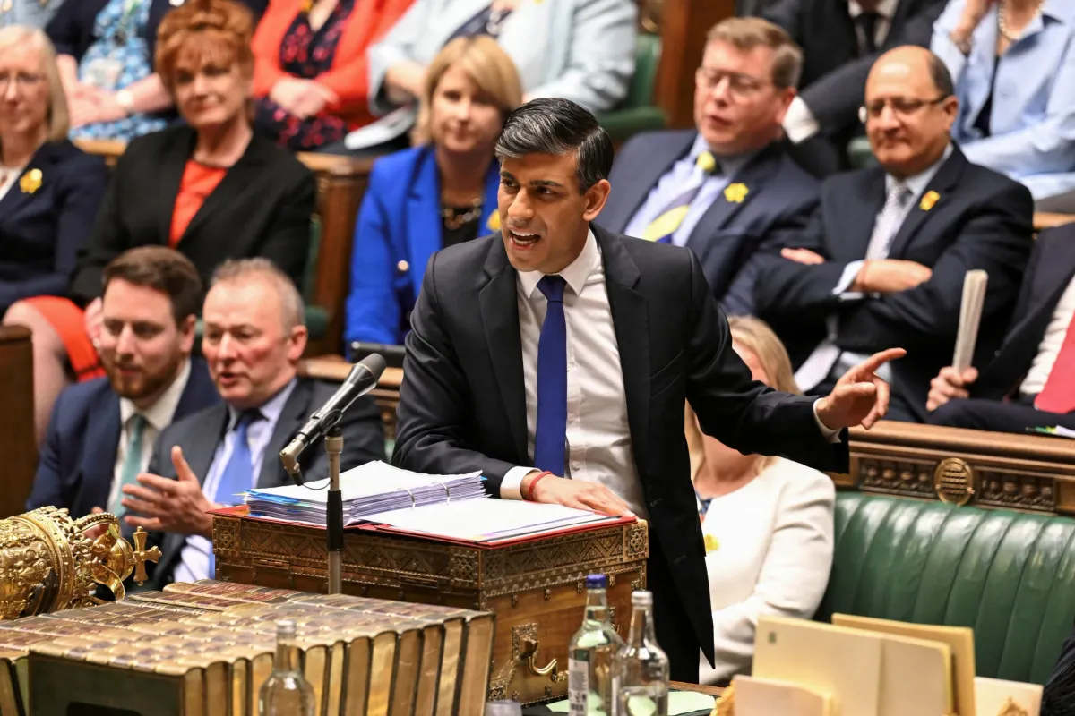Contaminated blood scandal: Sunak offers apology to thousands
