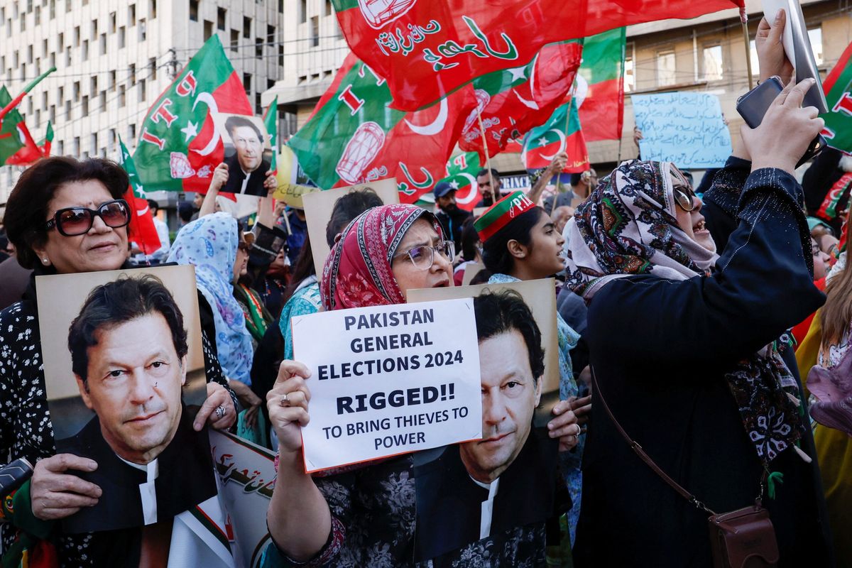 Pakistan: Imran Khan supporters held for protesting 'rigged' election