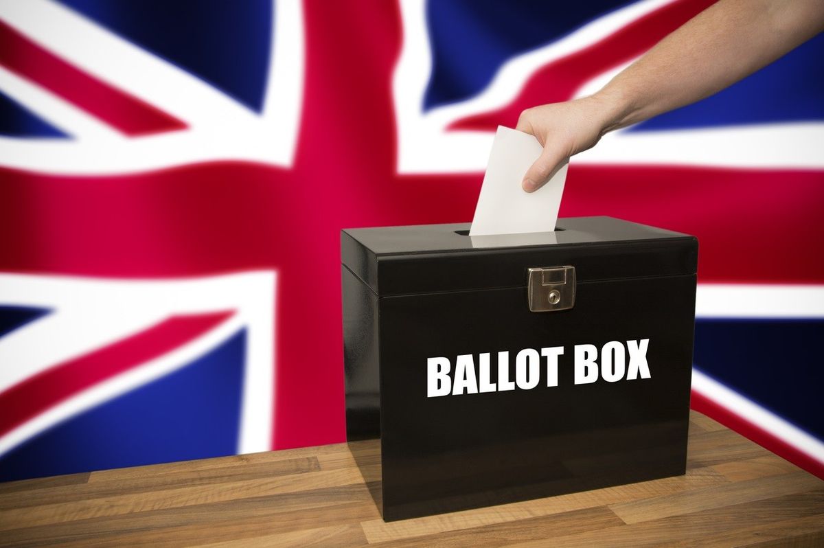 Britons living abroad for over 15 years to get voting rights in next poll
