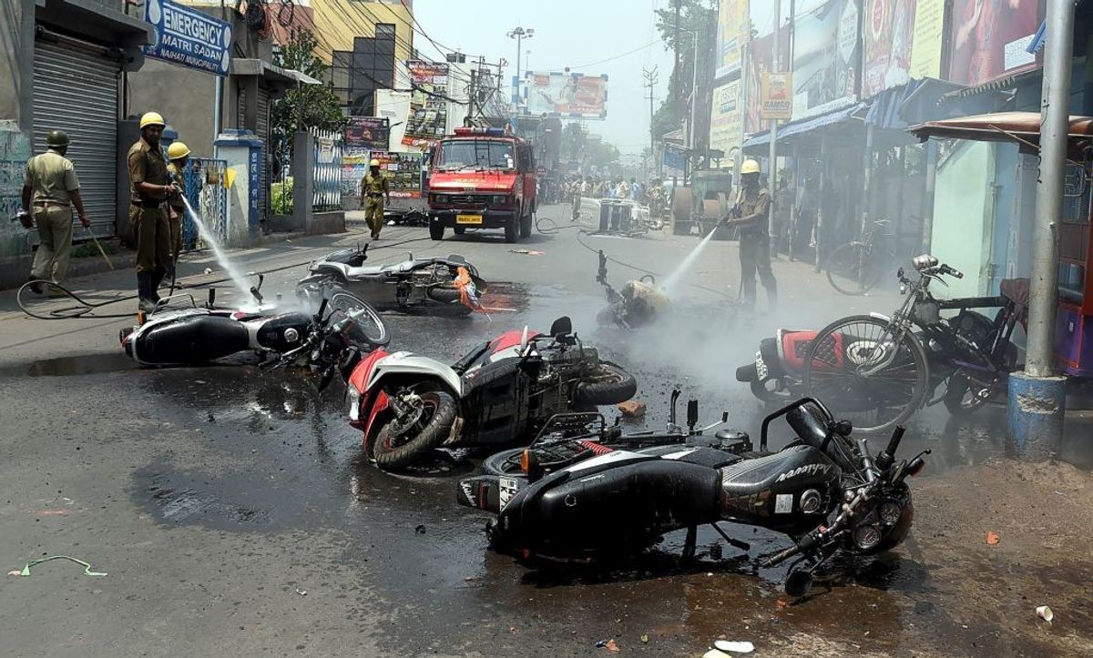 Supreme Court seeks Modi government response for imposing president's rule in Bengal