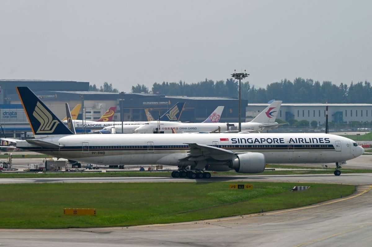 A Singapore Airlines plane