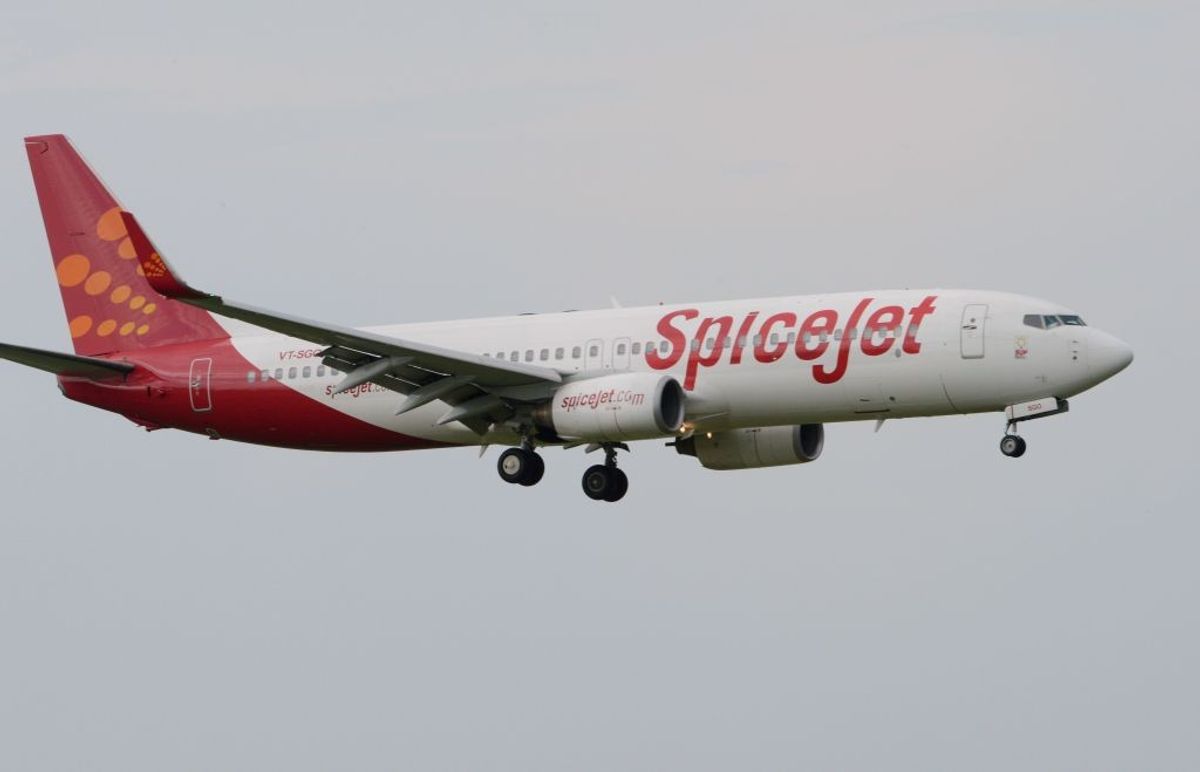 A SpiceJet aircraft