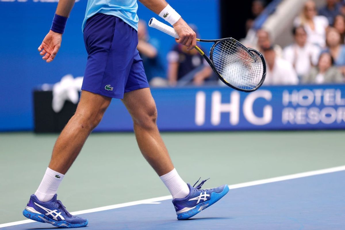 Failing to win Calendar Slam, Djokovic slams racquet