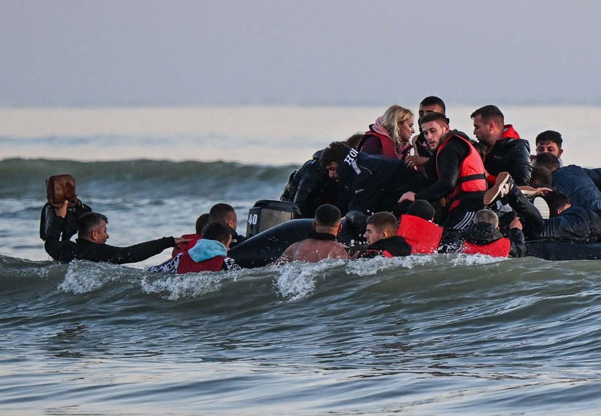 Traffickers offer half-price deals to migrants to attend Queen’s funeral