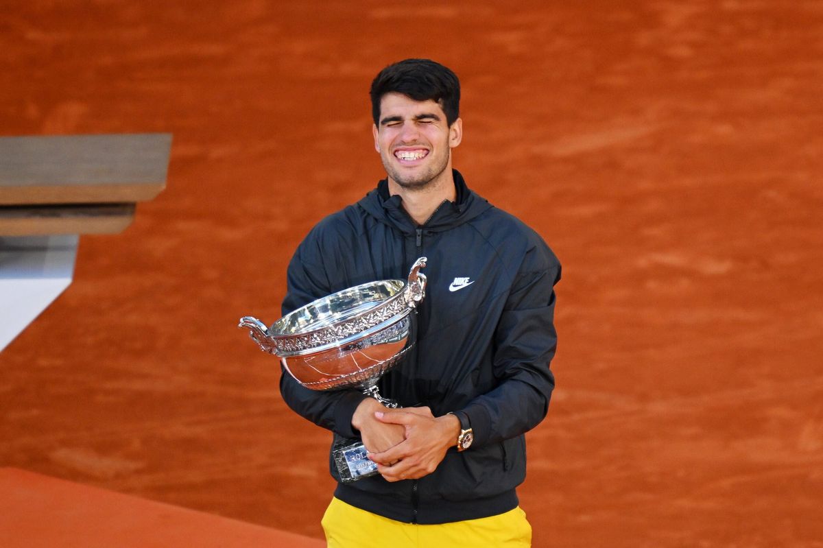 Alcaraz beats Zverev in 5 sets to clinch maiden French Open