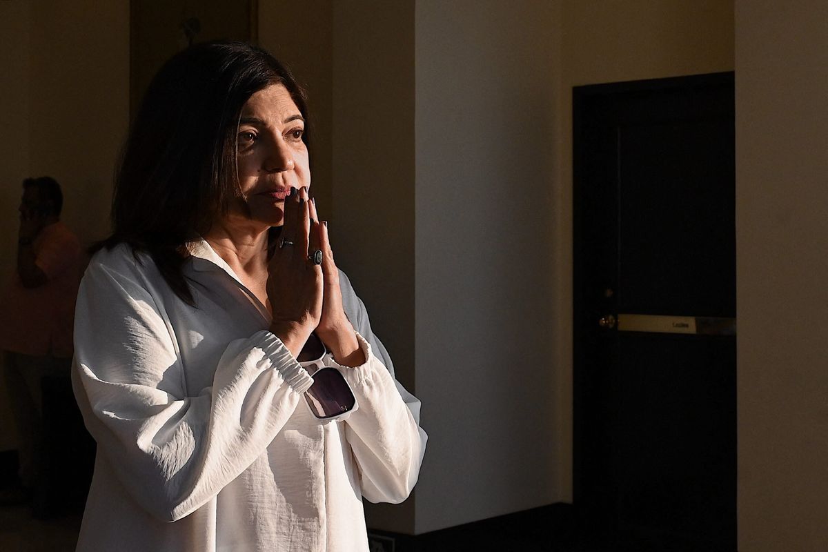 Alka Yagnik announces rare hearing disorder diagnosis