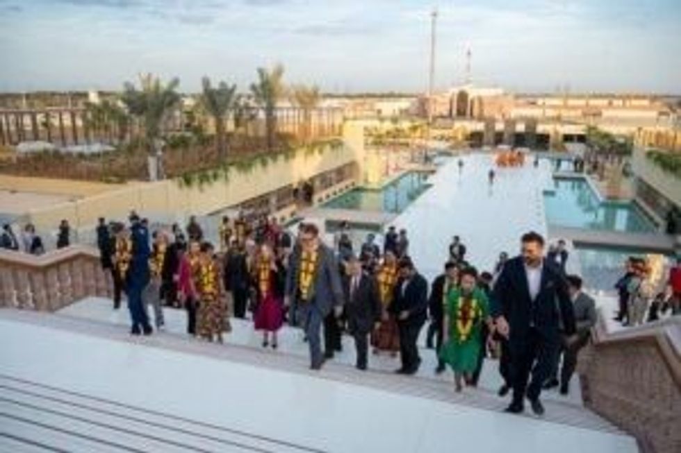 Ambassadors and diplomats from 42 countries visit Abu Dhabis BAPS Hindu Mandir 2