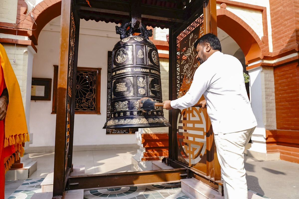 Anura-Kumara-Dissanayake-mahabodhi