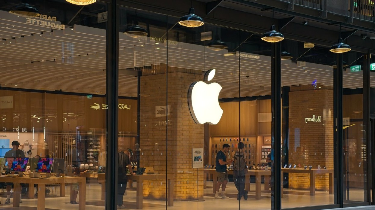 Apple raises MacBook and iPad prices