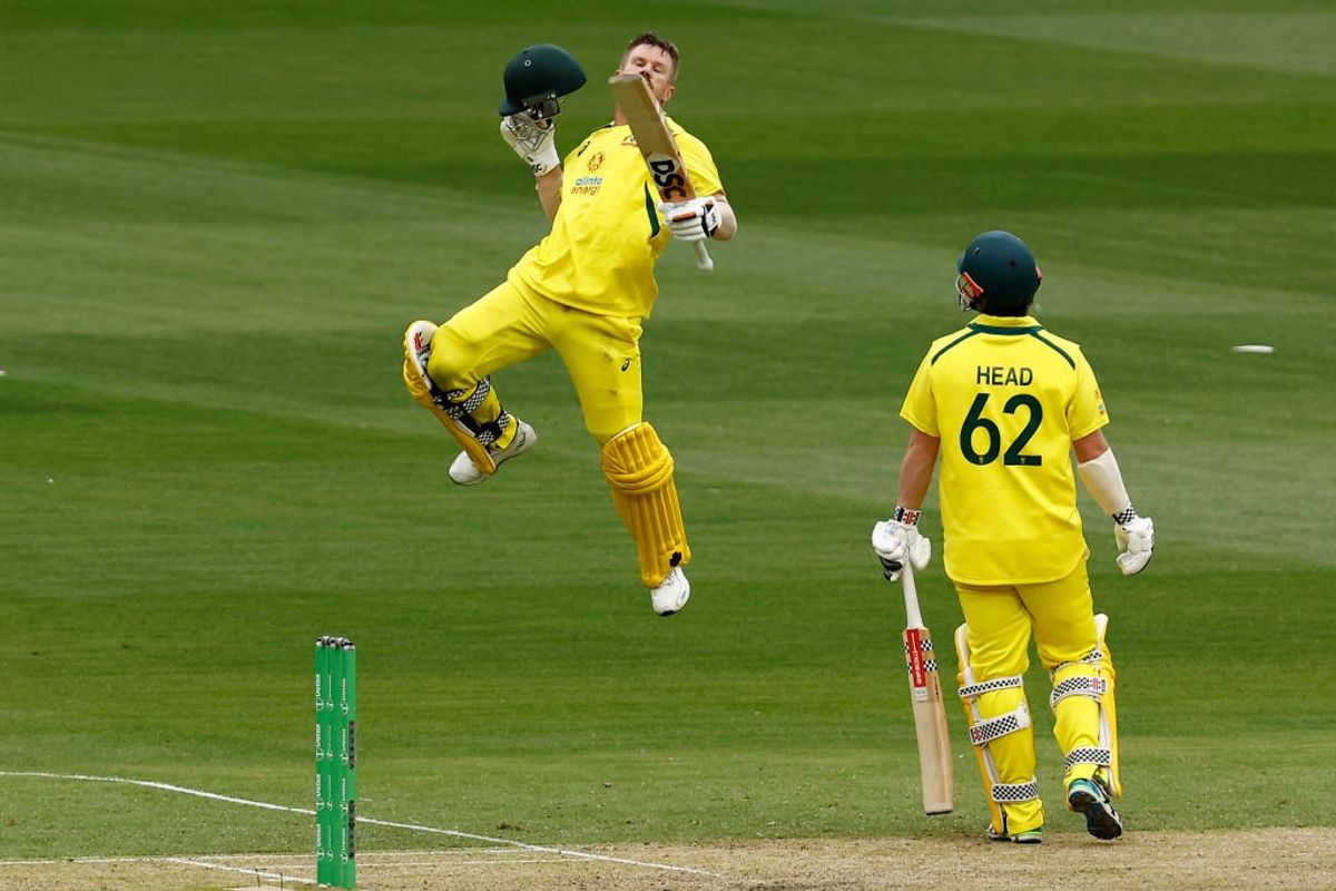 Australia beat England by 221 runs in 3rd ODI