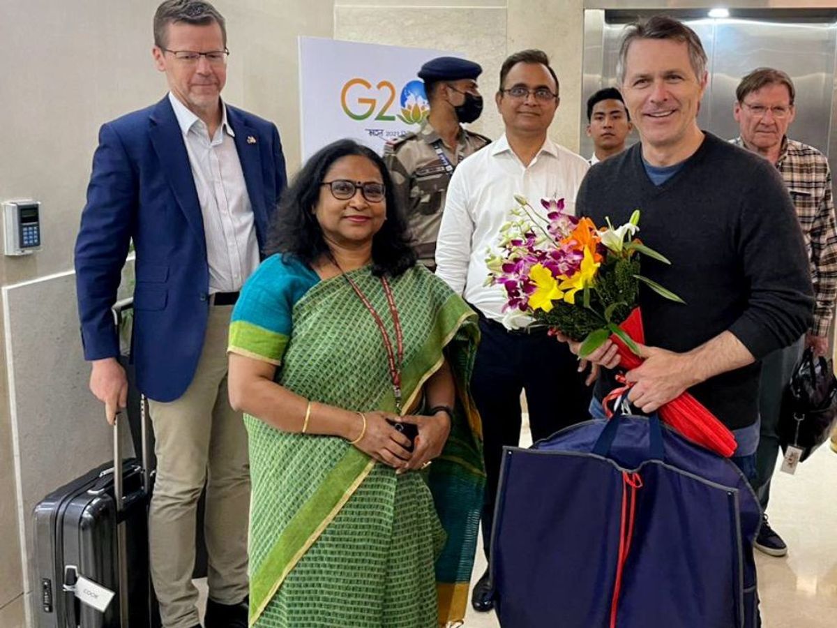 Australian education minister Jason Clare (right), who arrived in India for an official four-day visit starting February 28