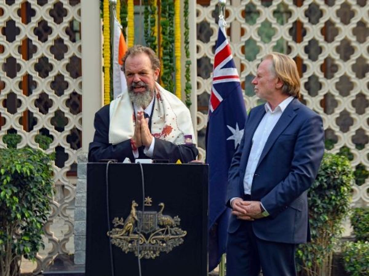 Australian high commissioner to India Philip Green felicitates tunnelling expert Arnold Dix