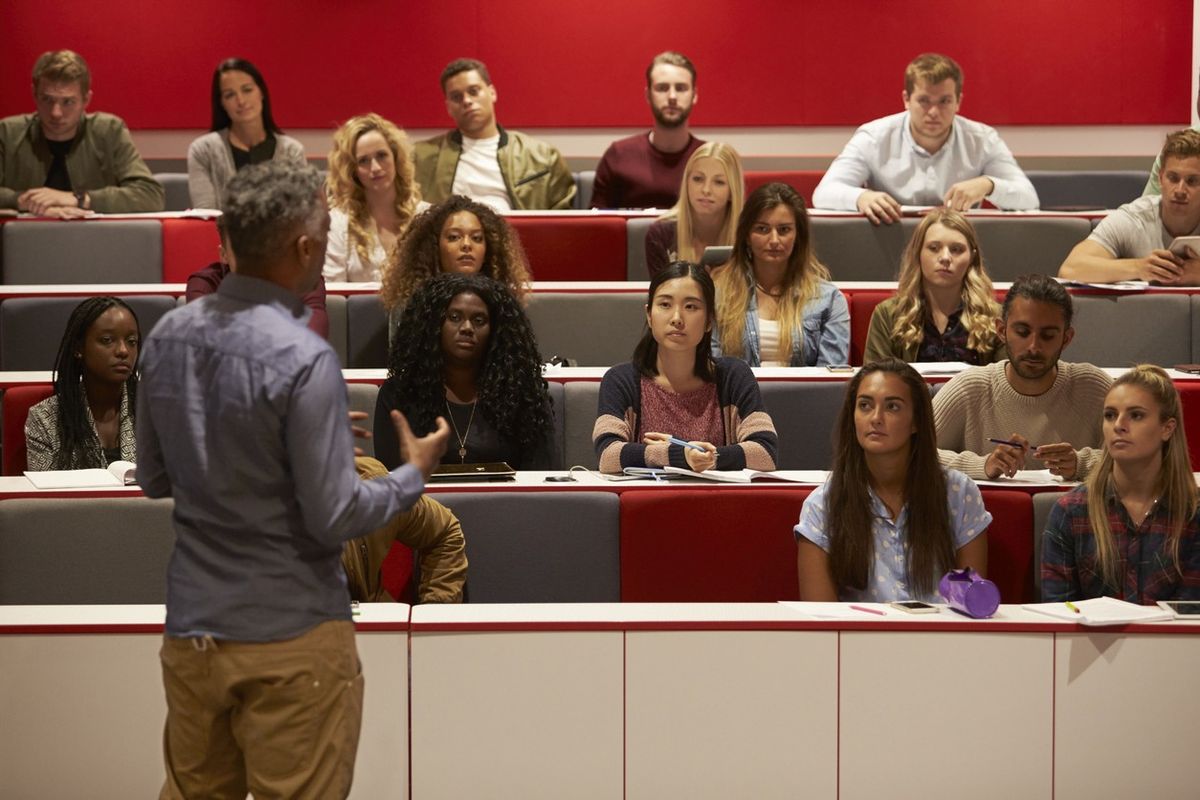 Pay doesn’t reflect minority ethnic Britons’ academic success: study