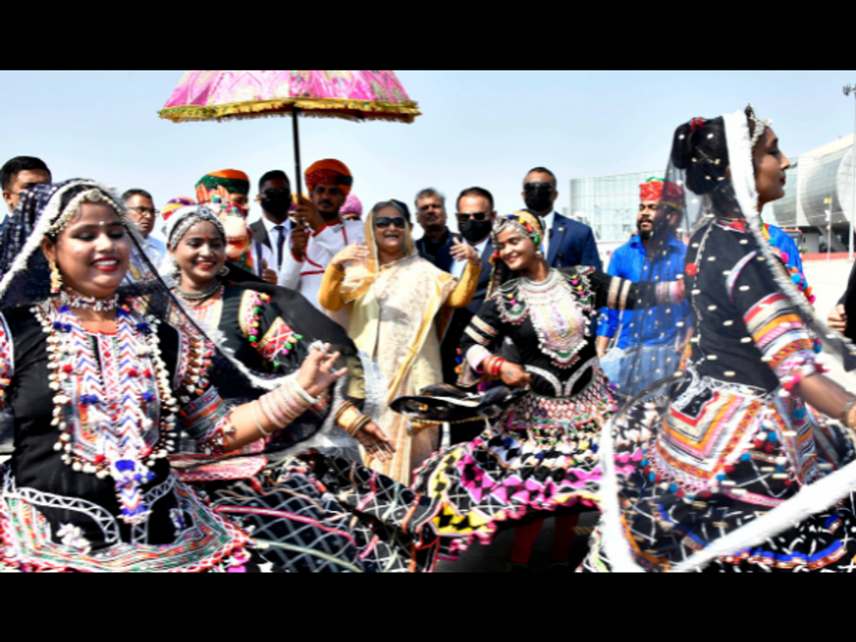 Bangladesh PM Sheikh Hasina dances