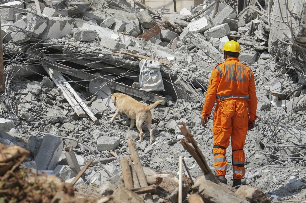bengaluru building collapse