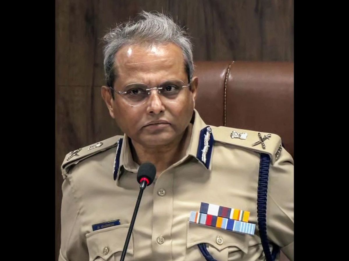 Bengaluru Police commissioner B Dayananda addresses a press conference on the arrest of suspected terrorists by the Central Crime Branch, in Bengaluru