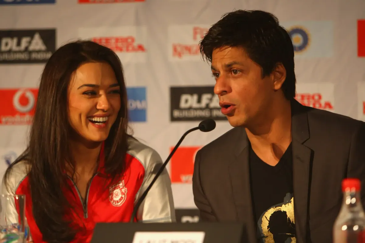 Preity Zinta shares video of adorable ‘Veer Zaara' rehearsal with SRK