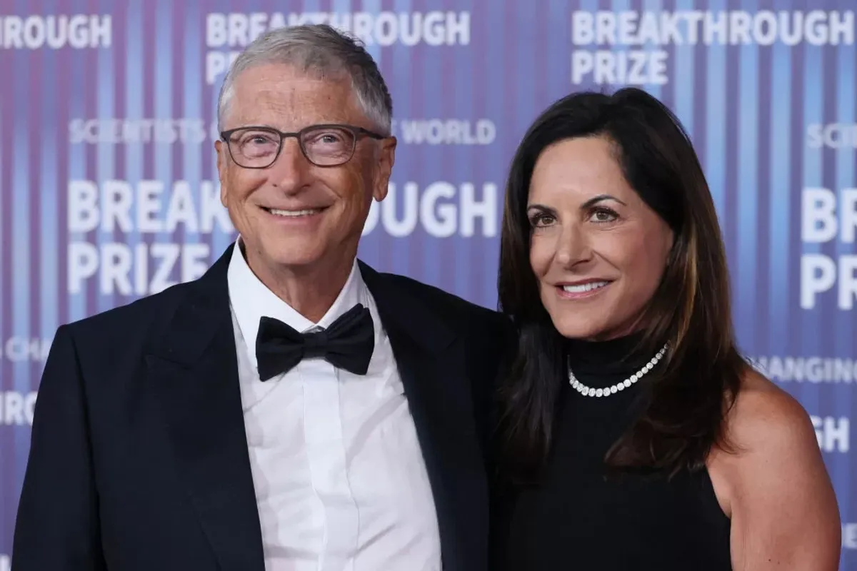 Bill Gates paula hurd