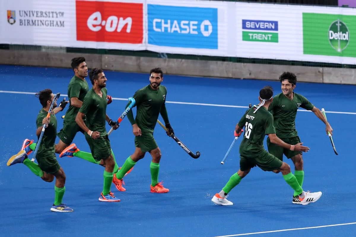 Pakistan’s Dutch hockey coach flies home after not being paid a salary