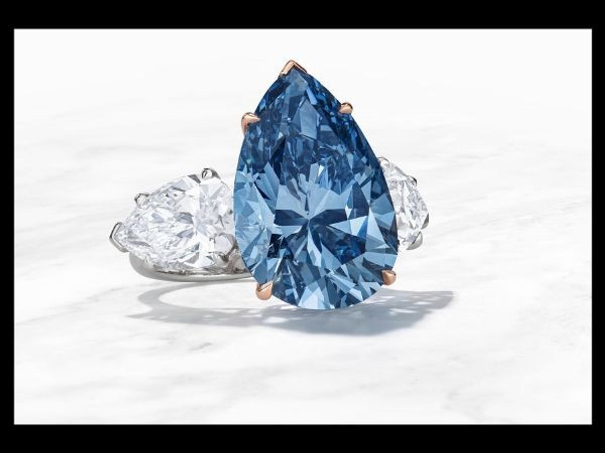 Bleu Royal diamond