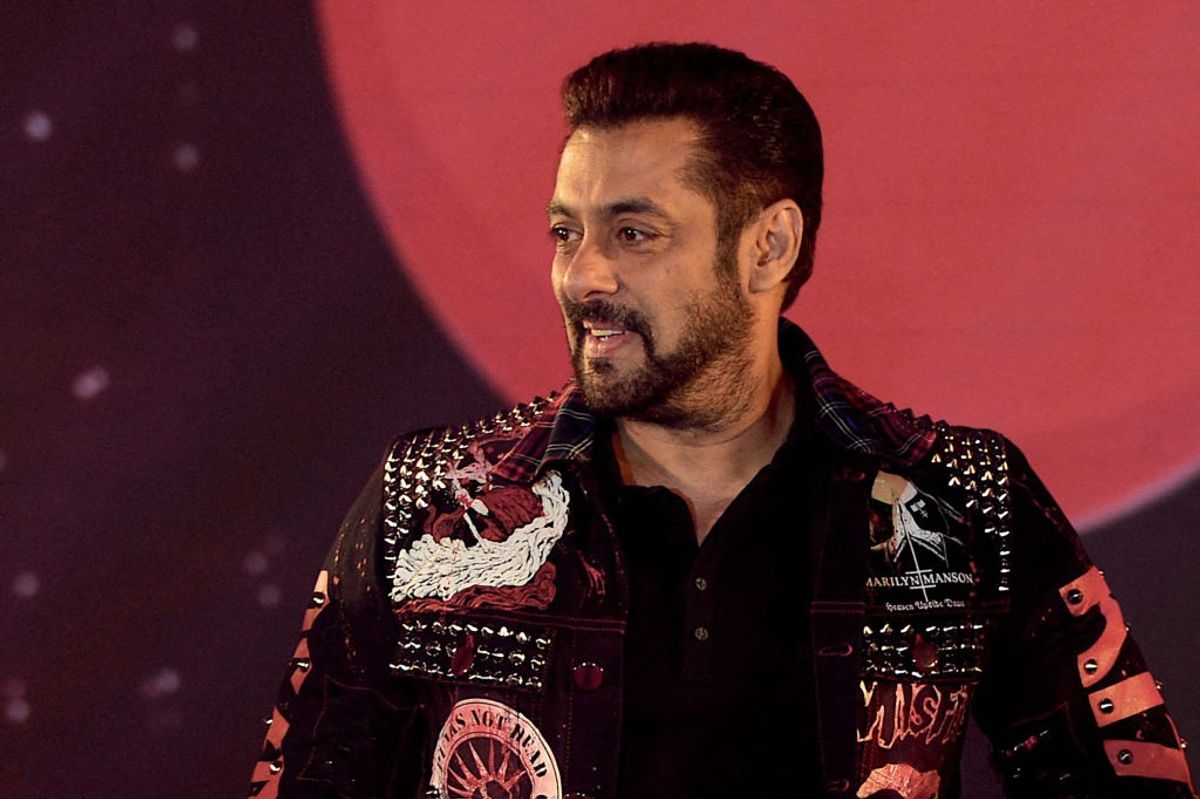 Salman Khan shares teaser of niece Alizeh’s debut film ‘Farrey’