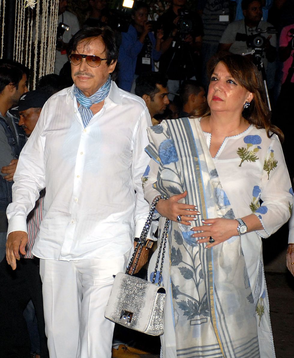 Bollywood Mourns Zarine Khan\u2019s Death; Pays Last Respects