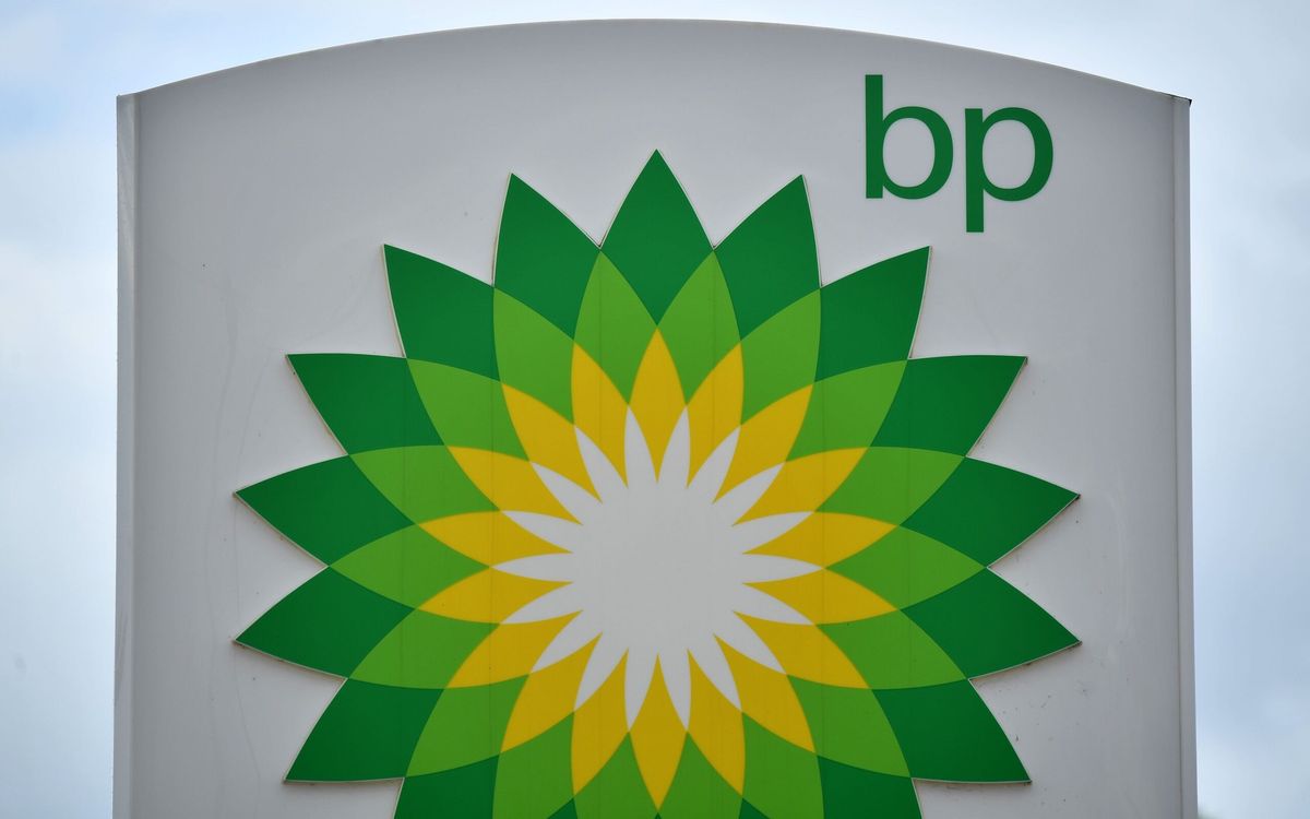 BP sees sharp profit decline as gas prices fall
