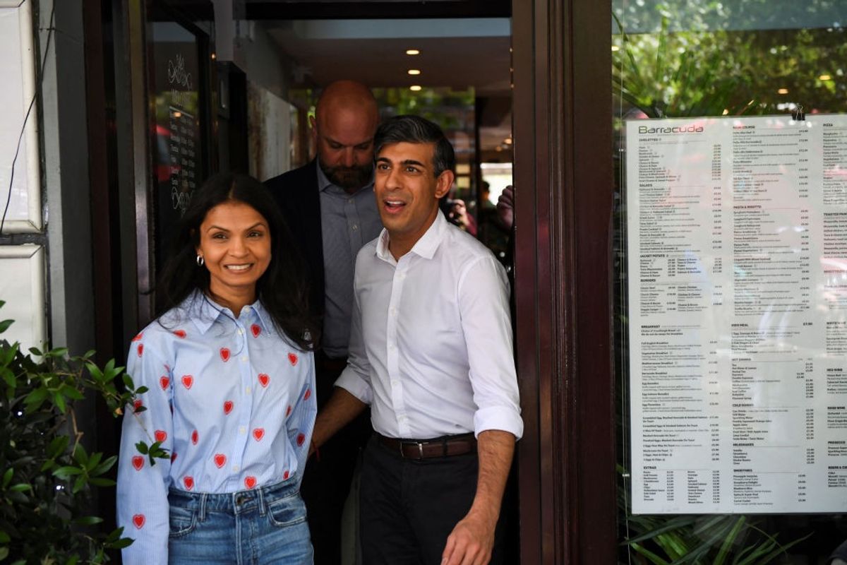 British PM Rishi Sunak with his wife Akshata Murty