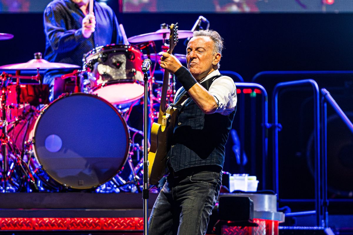 bruce-springsteen-billionaire