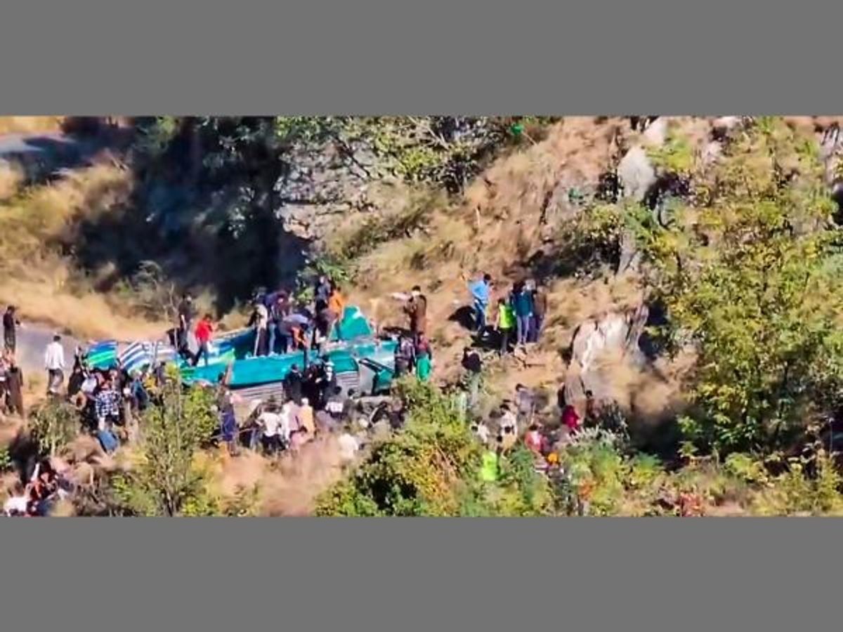 Bus accident in Jammu and Kashmir, India.