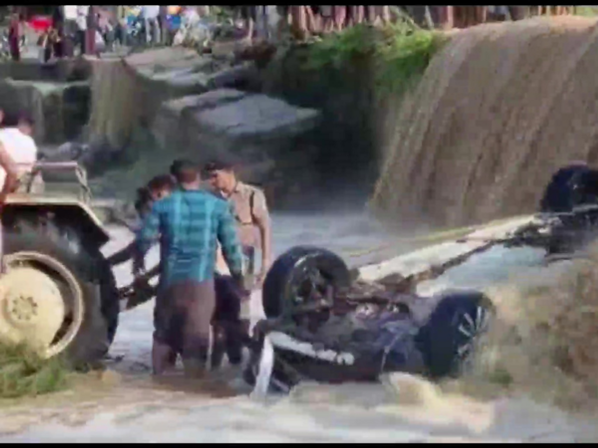 Car swept off bridge in Uttarakhand