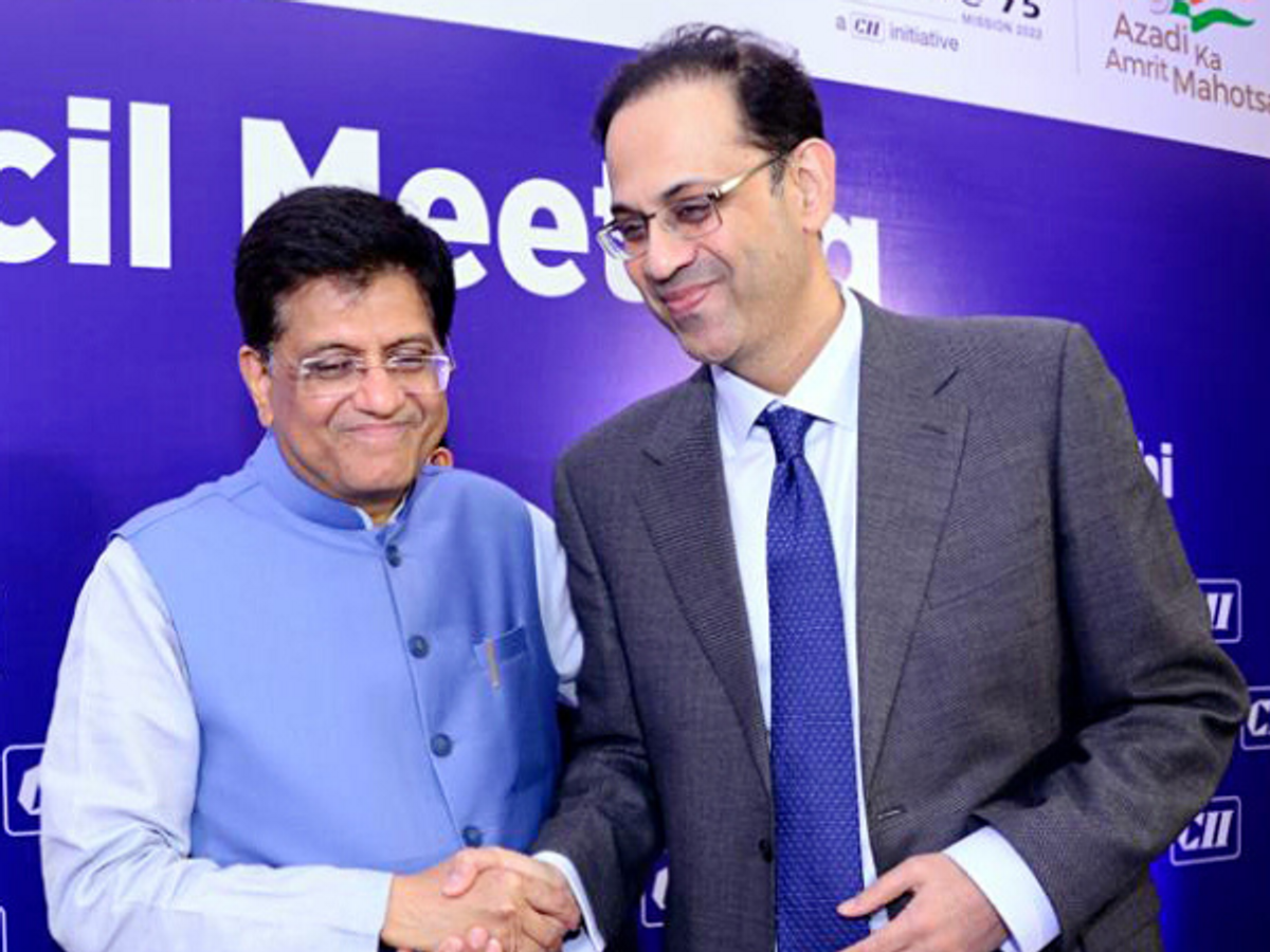 CII president Sanjiv Bajaj with Indian commerce and industry minister Piyush Goyal