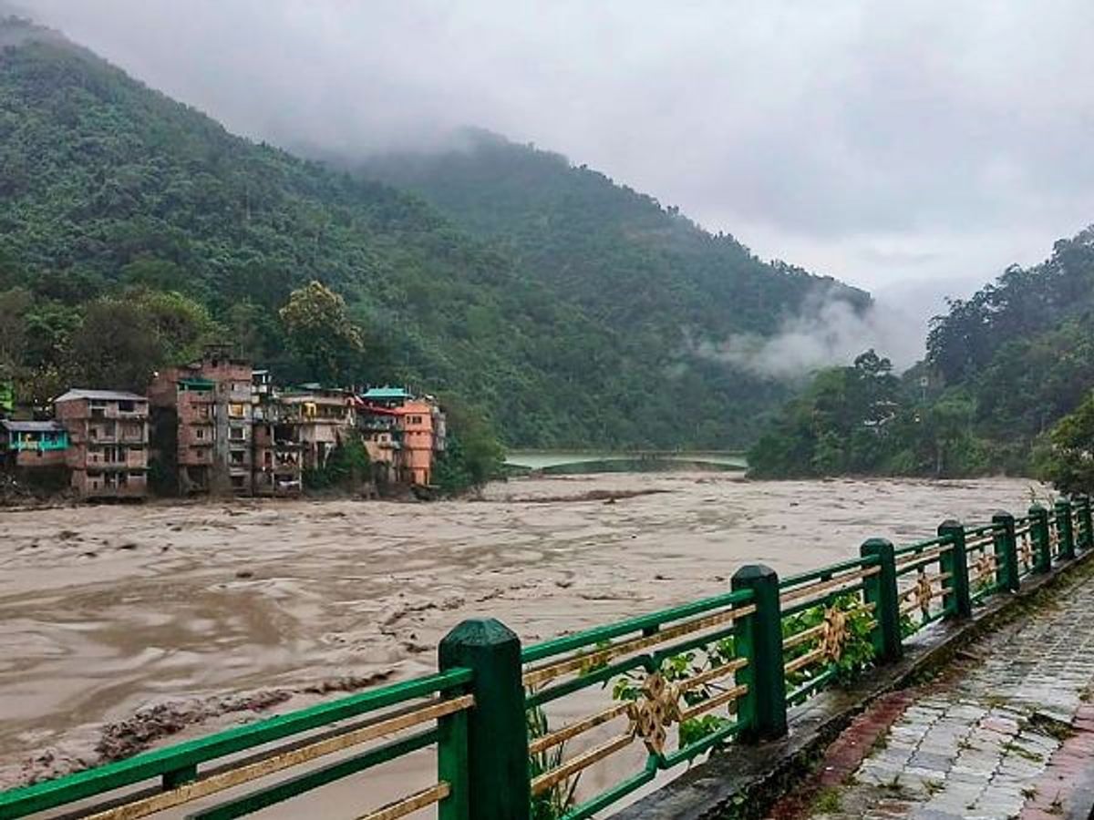 Cloudburst hits India's Sikkim; 23 Indian Army personnel go missing