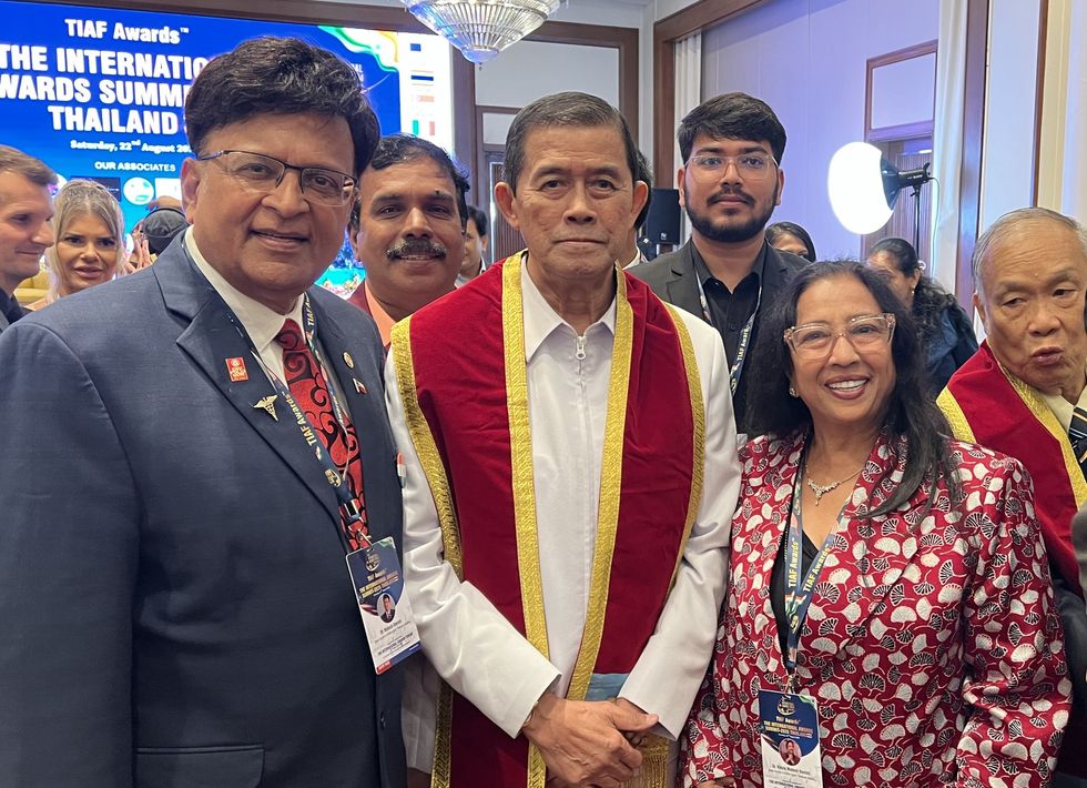 Dr. Mukesh Bavishi & Dr. Vidula Bavishi