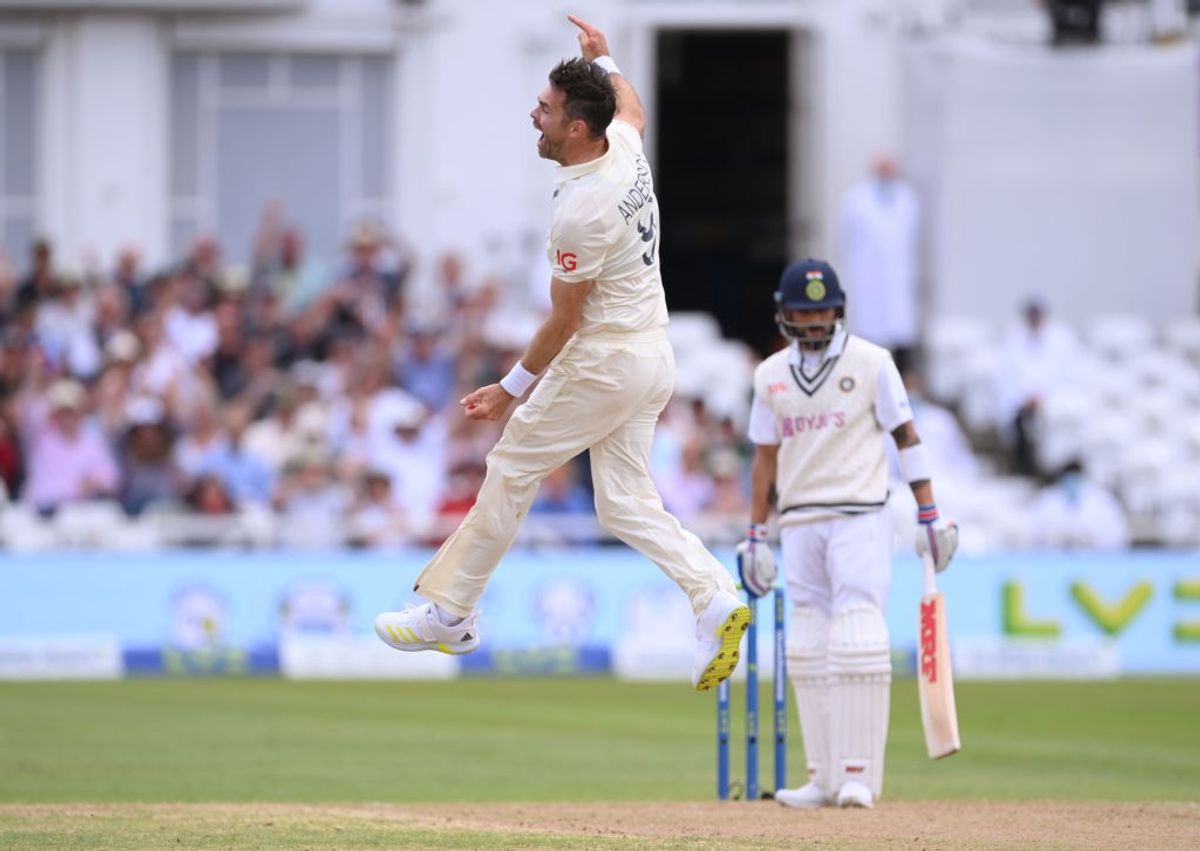 1st Test: India see mini batting collapse after strong start