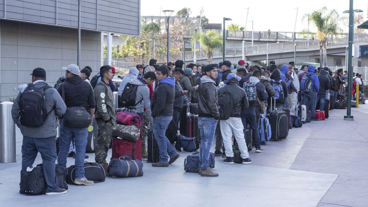 Surge in migrant deaths raises alarm over ICE detention conditions