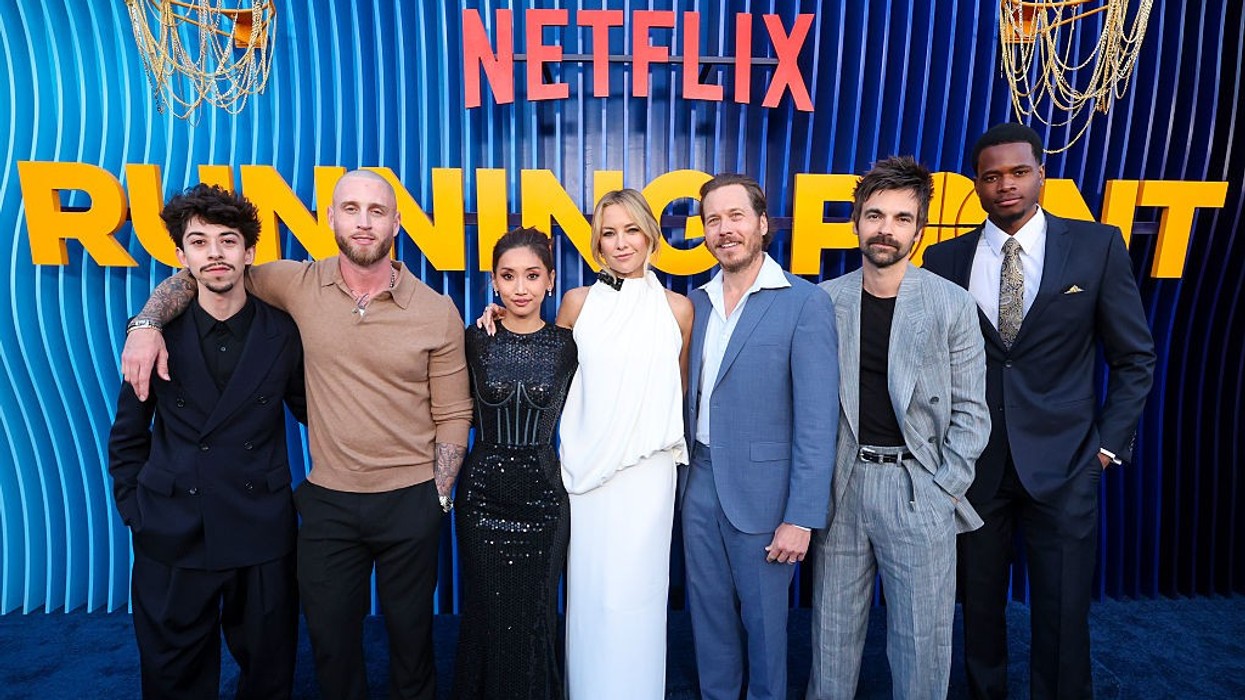 Fabrizio Guido, Chet Hanks, Brenda Song, Kate Hudson, Scott MacArthur, Drew Tarver and Uche Agada