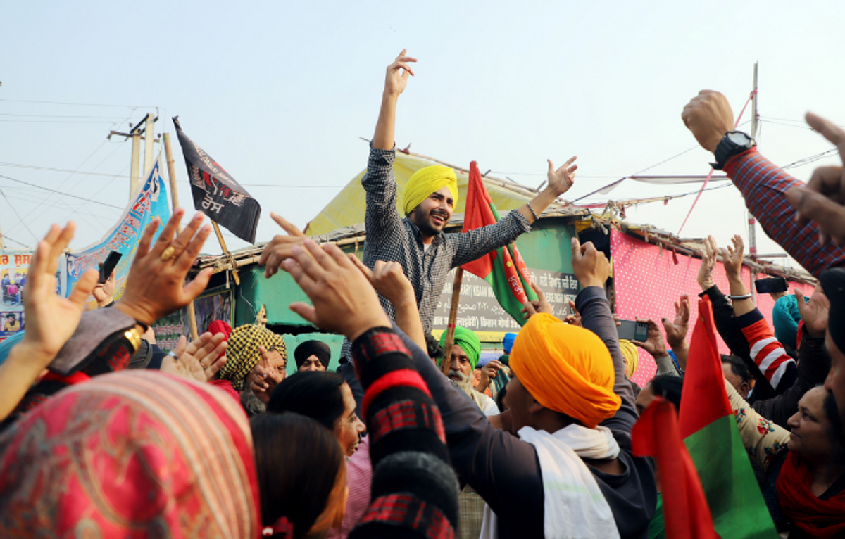 Indian farmers call off 15-month protest after govt softens