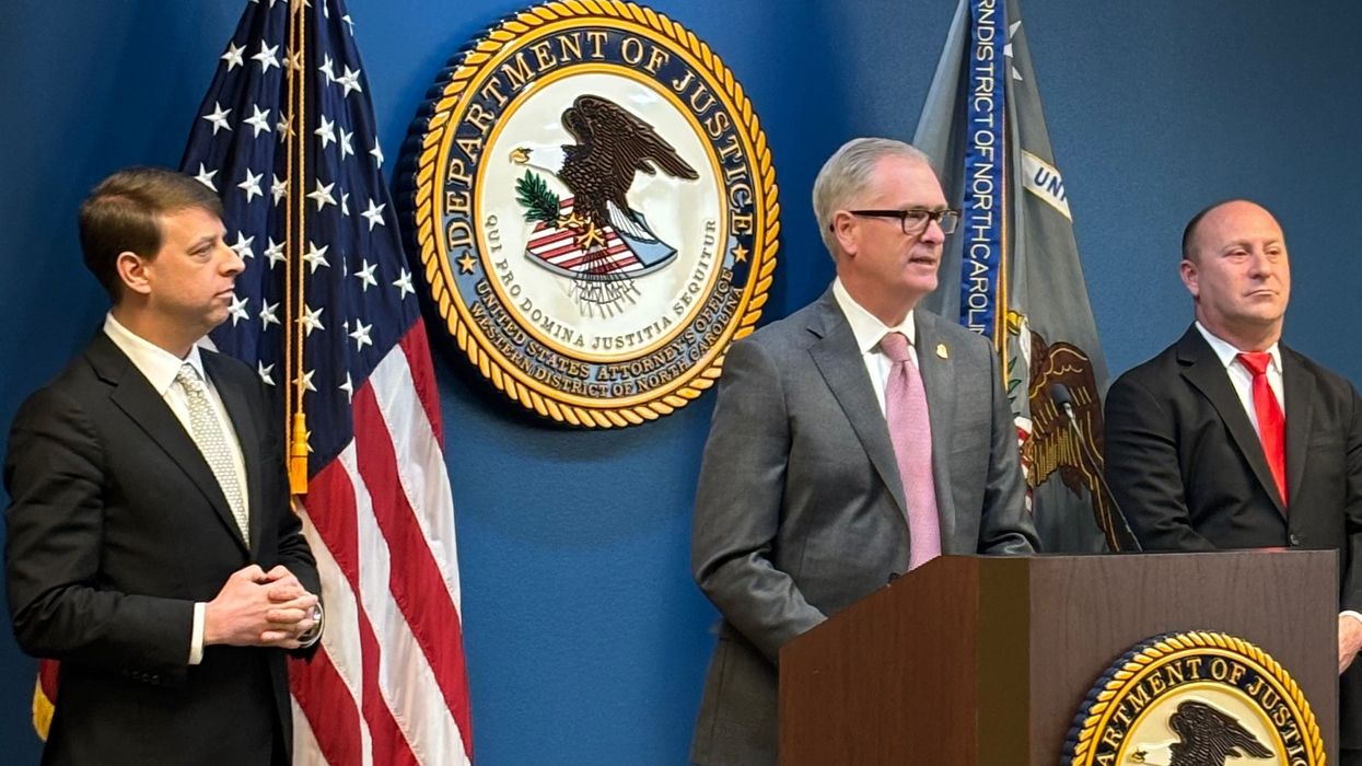 FBI disrupts New Year’s Eve IS attack plot in North Carolina