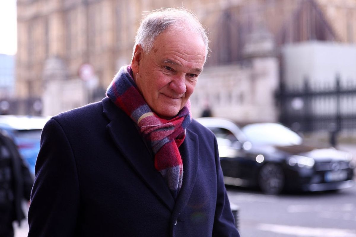 Former Post Office chair defends derogatory language allegations