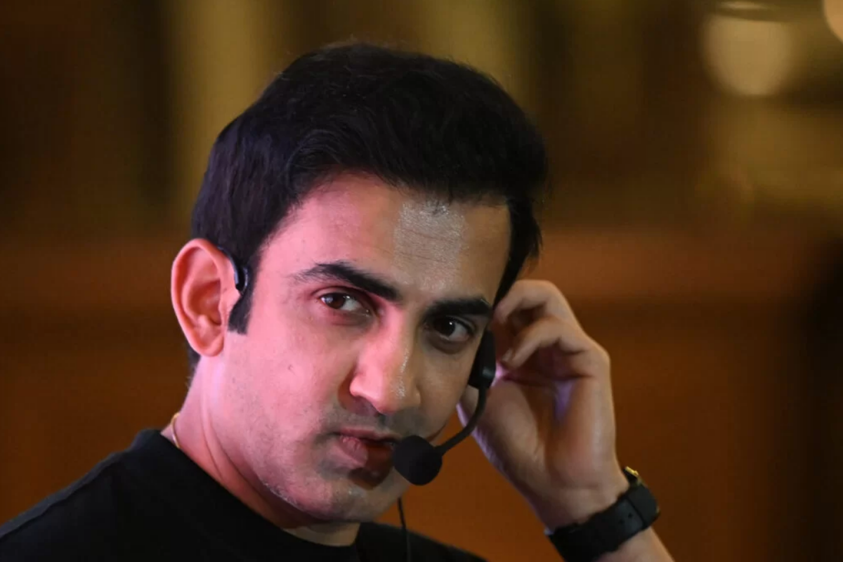 Gambhir succeeds Dravid as India cricket team head coach
