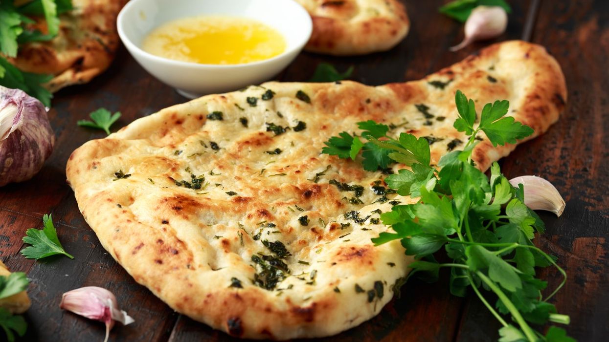 Garlic naan