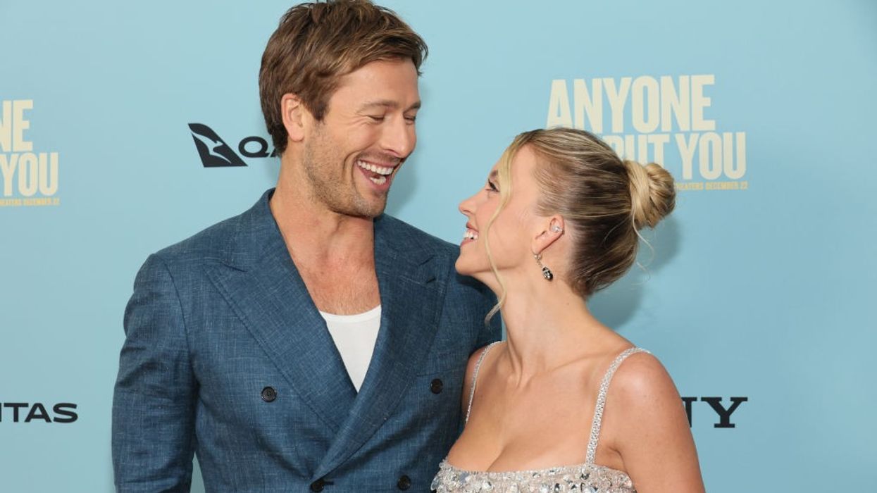 Glen Powell Sydney Sweeney Gigi Paris