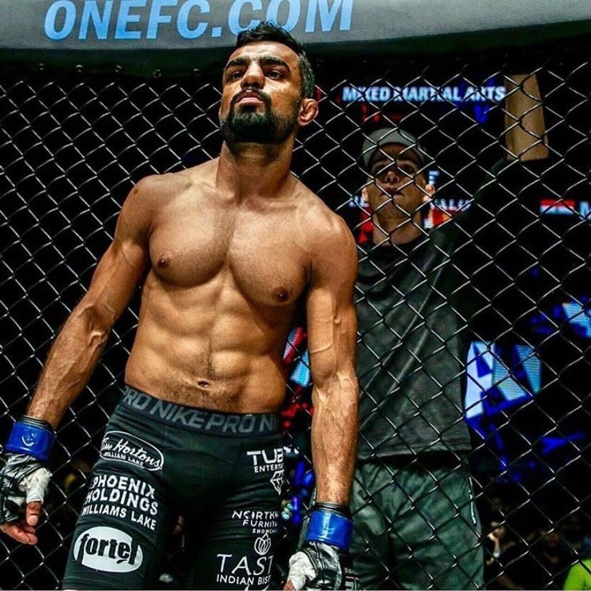 Indo-Canadian MMA fighter to be part of pandemic fundraiser
