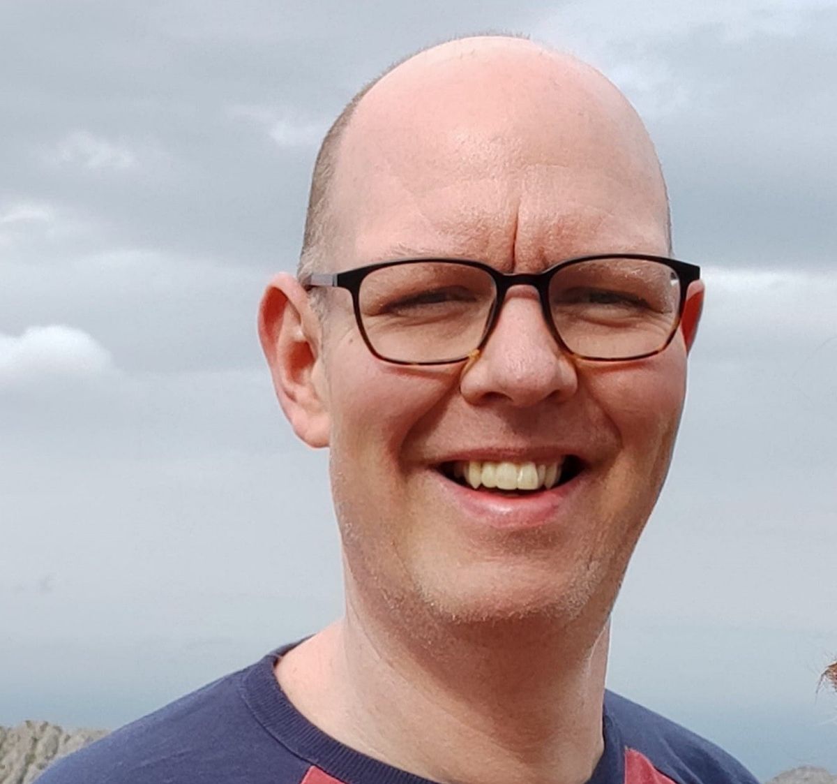 Good Samaritan dies during wedding brawl while teenage groom gets stabbed